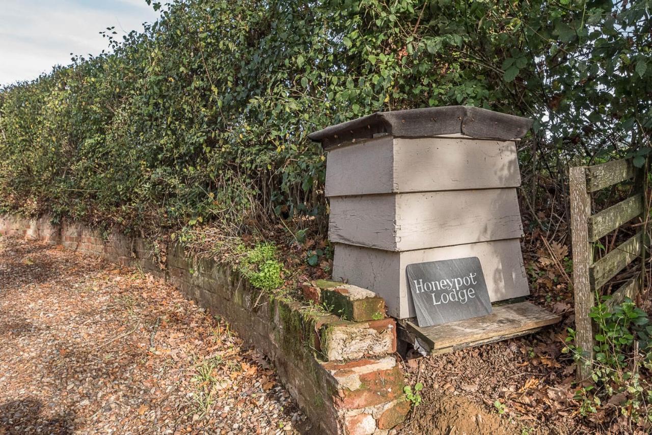 Little Honey Pot, Benhall 萨克斯曼德姆 外观 照片
